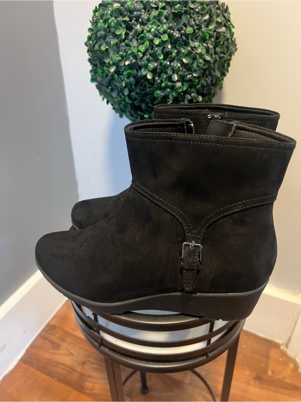 St. John's Bay Women’s Black Ankle Boots 7 Wedge Zip Round Toe Suede